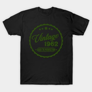 made in 1960 aged to perfection T-Shirt